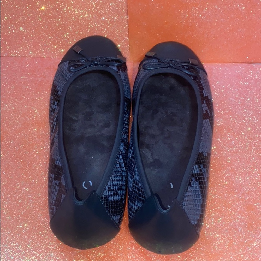 Leather Vionic SlideOn